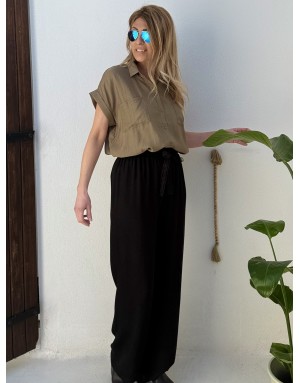 Chemise large et fluide texturée, poches plaquée, asymétrique, coloris kaki - Référence : NL38EP