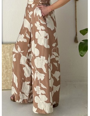 Un pantalon fluide Molly Bracken, imprimé beige et écru, en ensemble avec le top LA1865EE- Référence : LA1864EE