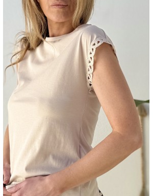 Tee-shirt basique avec détail couture Molly Bracken, coloris beige- Référence : T1783EP