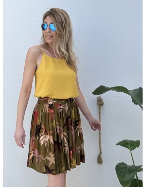 Jupe courte fluide Molly Bracken, taille élastique, imprimé tropical, coloris kaki - Référence T2210EE
