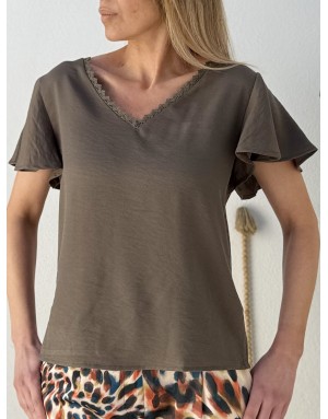 Top fluide texturé kaki Molly Bracken, col v bordé de dentelle, manches papillon- Référence : T2208EE