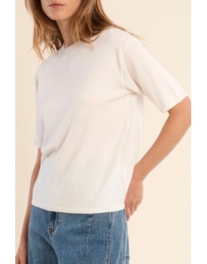 Pull léger et élégant Molly Bracken, coloris blanc cassé- Référence : LA946EP