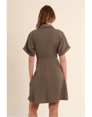 Robe chemise courte kaki Molly Bracken, manches courtes, nouée à la taille -  Référence LA1935EP