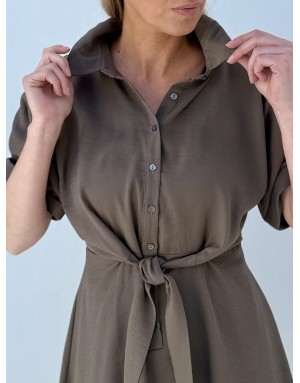 Robe chemise courte kaki Molly Bracken, manches courtes, nouée à la taille -  Référence LA1935EP