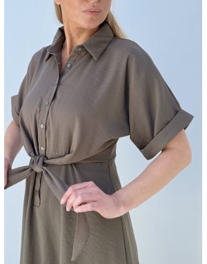 Robe chemise courte kaki Molly Bracken, manches courtes, nouée à la taille -  Référence LA1935EP