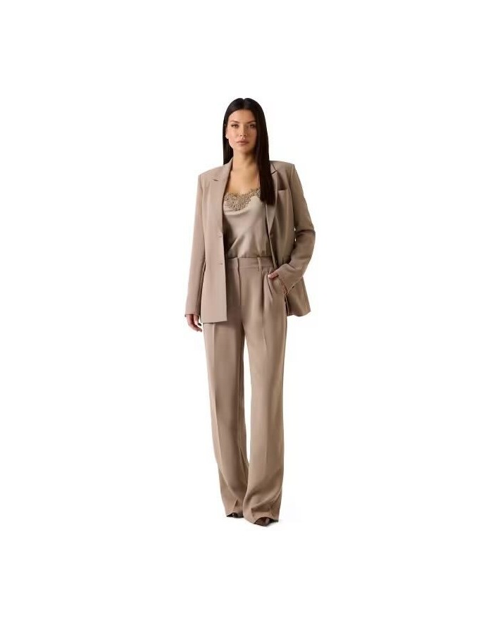 Pantalon tailleur signé Guess d'une élégance irréprochable - Référence : W5YB08