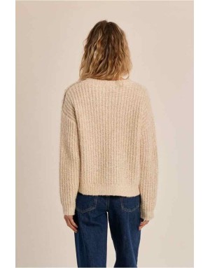 Pull grosse maille crème lumineux , orné de trois gros boutons nacrés sur une fausse ouverture épaule Référence : LA2037EN