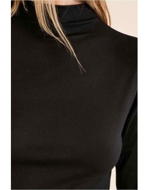 sous-pull fin, seconde peau, disponible en noir et en marron Référence : EF1662EN
