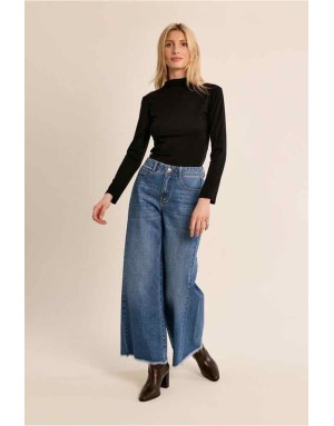 sous-pull fin, seconde peau, disponible en noir et en marron Référence : EF1662EN