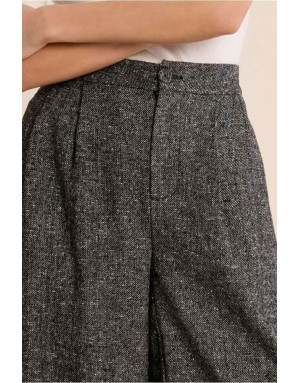 Pantalon large à taille haute, coupe évasée et larges plis devant, chiné noir et blanc esprit tweed - Réf : T1872EH