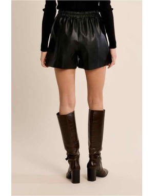 Short similicuir noir à taille haute élastique — Référence : T2275EH
