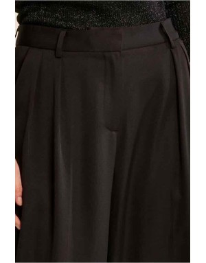 Pantalon droit à pinces, taille haute et larges plis devant, Référence : R1730EH