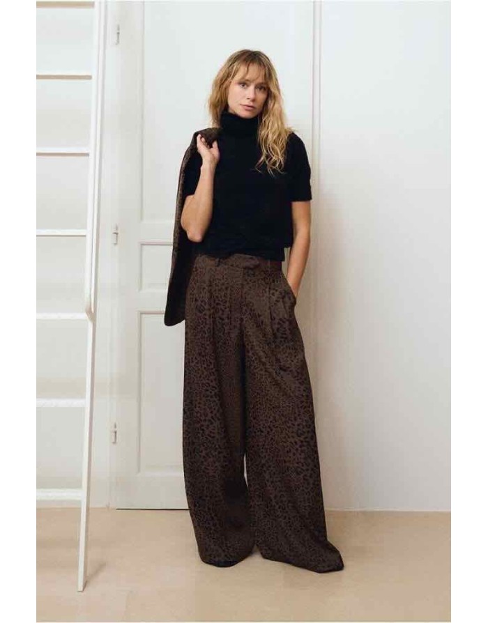 Pantalon large à pinces au motif léopard élégant - Référence : T1637EN