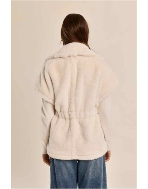 Veste cintrée en fausse fourrure blanc cassé, Référence : HA109BEH
