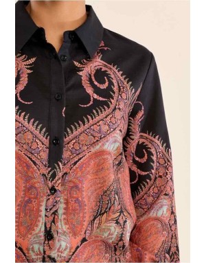 Chemise noire et imprimé cachemire coloré dégradé. Référence : LA1184EH