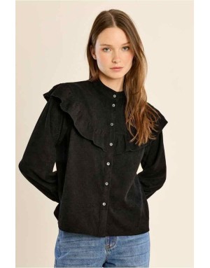Blouse chemise en velours noir finement côtelé, large volant de la poitrine aux épaules — lRéférence : P1904EN