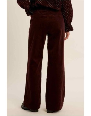 Pantalon velours côtelé rouge foncé, avec sa ceinture assortie — Référence : P1918EN
