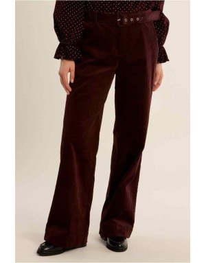 Pantalon velours côtelé rouge foncé, avec sa ceinture assortie — Référence : P1918EN