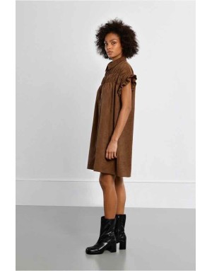 Robe chemise ample en velours marron finement côtelé - Référence : LAL154EN