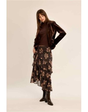 Blazer ajusté en velours ras chocolat, au col tailleur et à la fermeture d'un seul bouton - Référence : T1147CEH