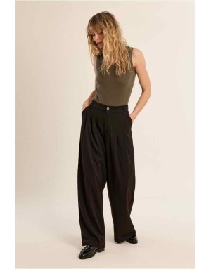 Pantalon large chocolat chiné à multi-plis sur le devant et taille haute élastiquée - Référence : TF128EH