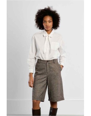 Bermuda taille haute en tweed à chevrons, en laine. Référence : PL333EH